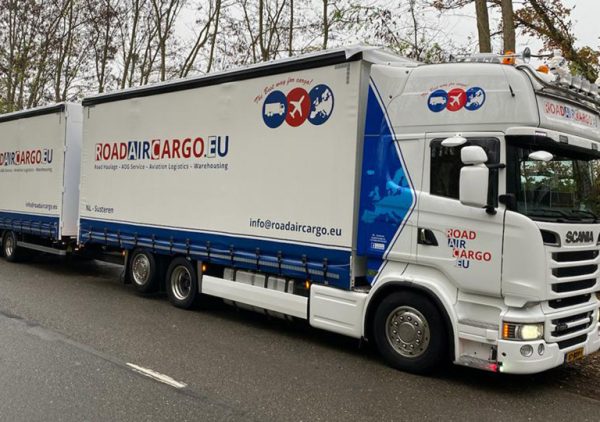 road_air_cargo_europe_on_the_road